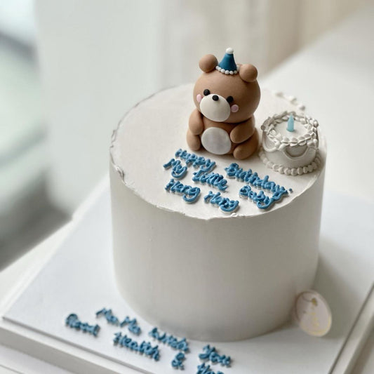 Brithday Bear Design Cake