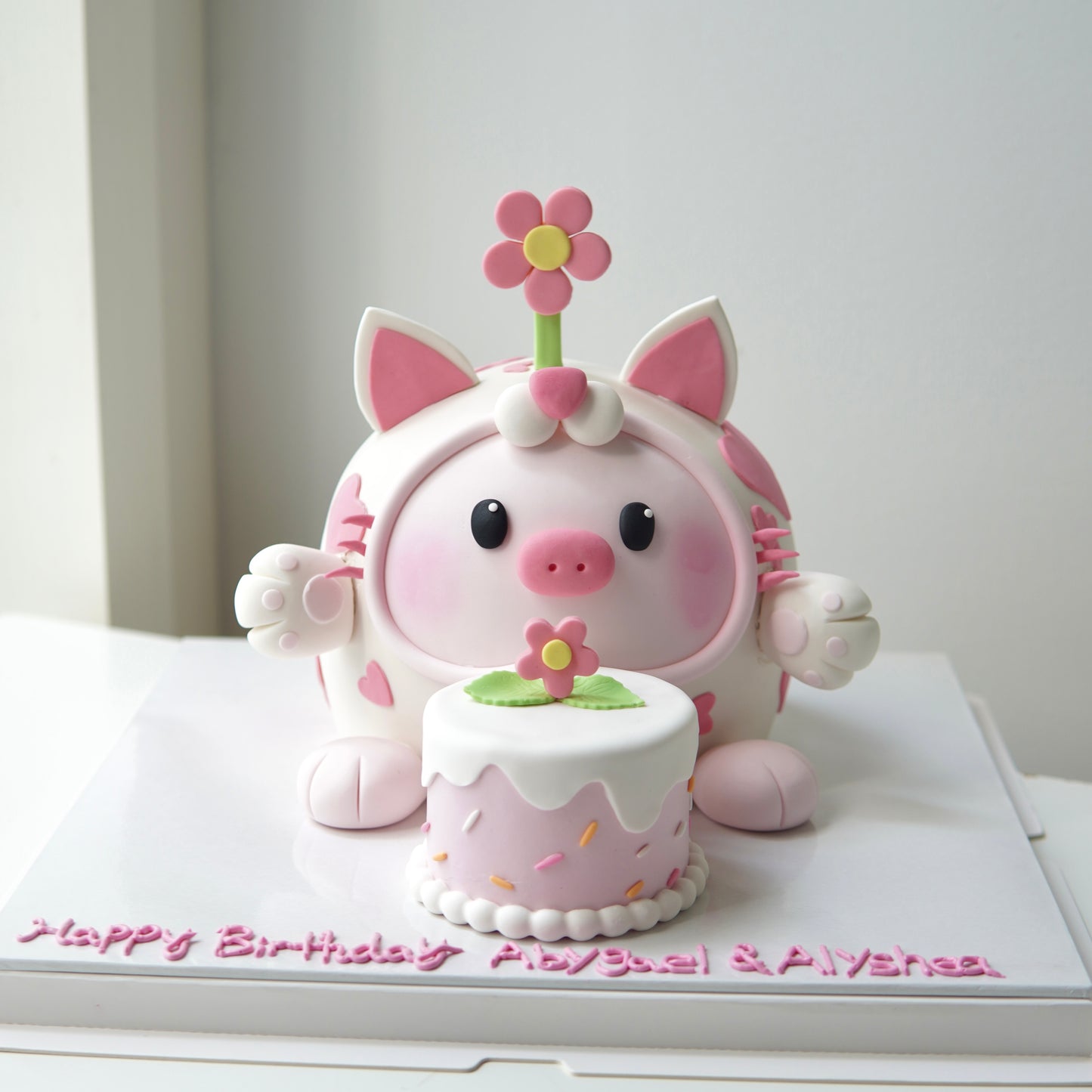 Fondant Pink Piglet Customise Cake