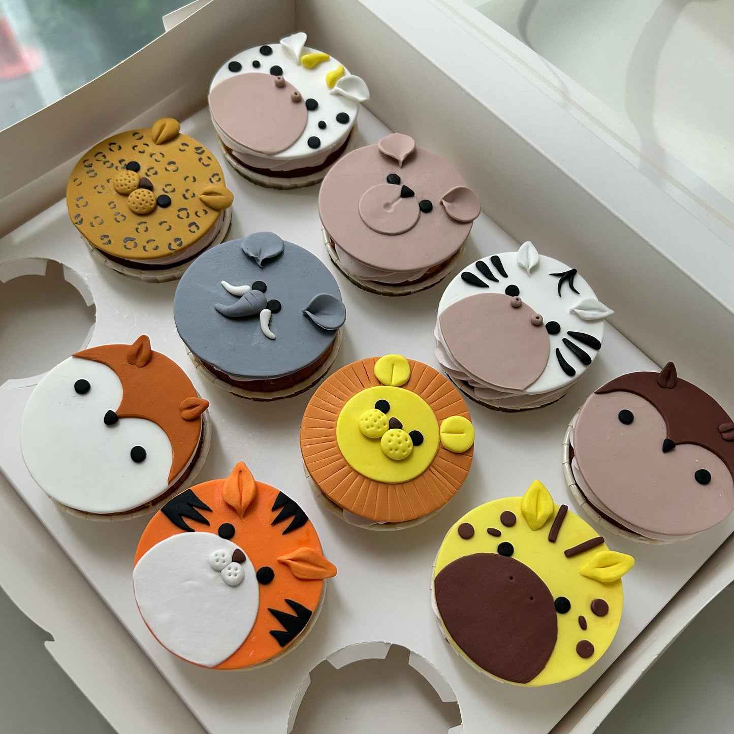 Fondant Animal Face Themed Cupcake 12pcs