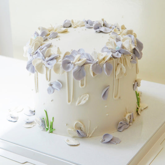 Flower Piping Simple Design Customise Cake