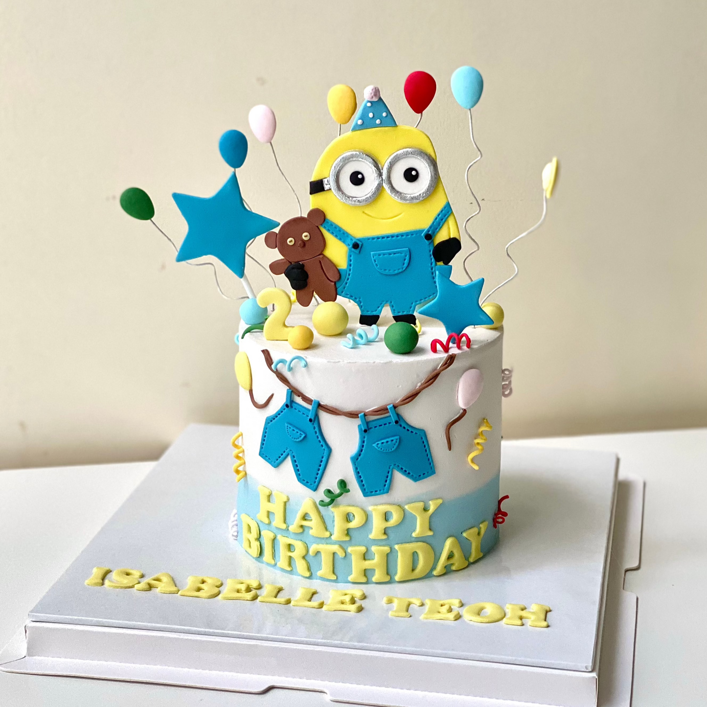 Minion Theme Customise Cake