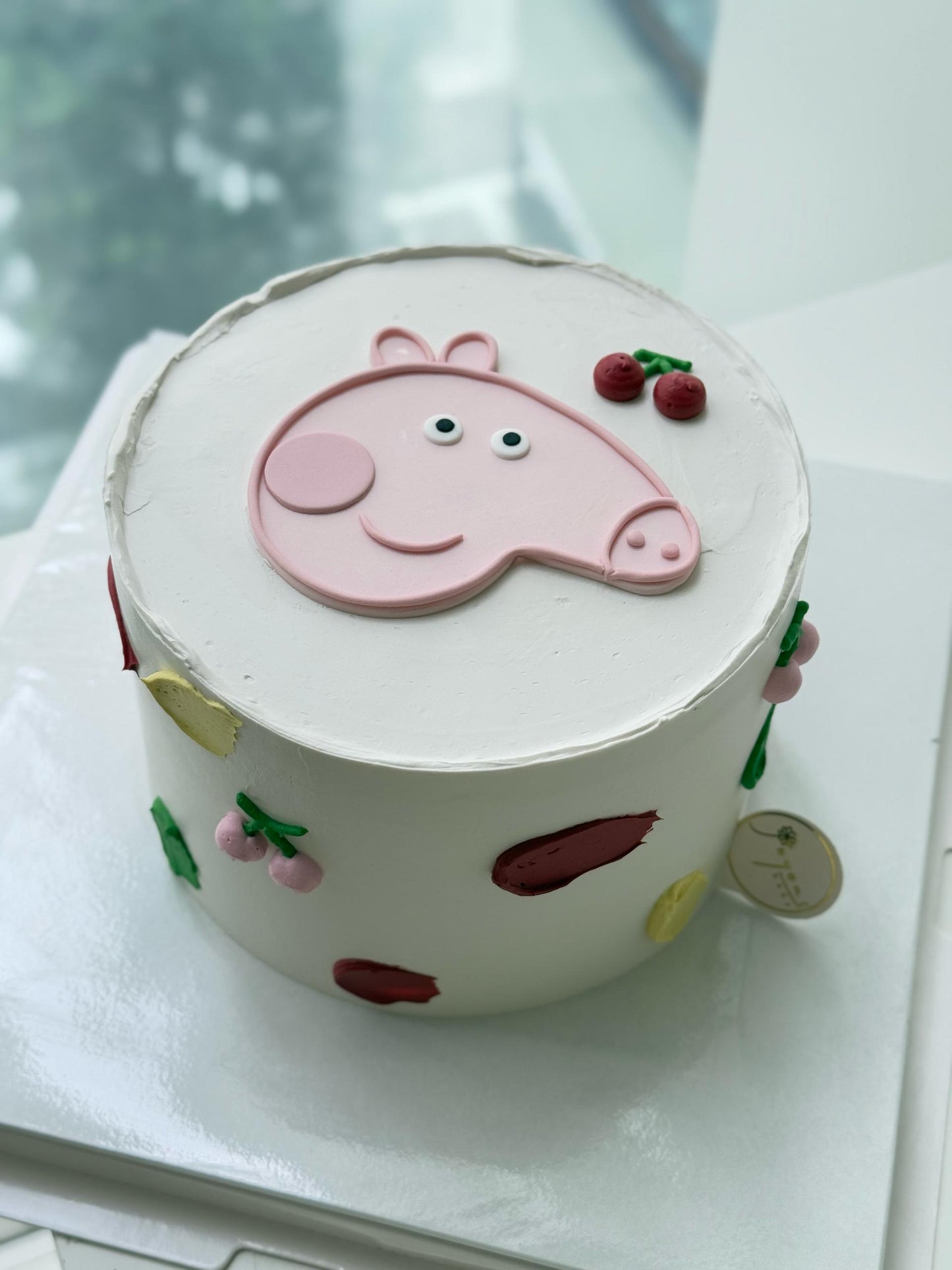 Peppa Pig Customised Cake