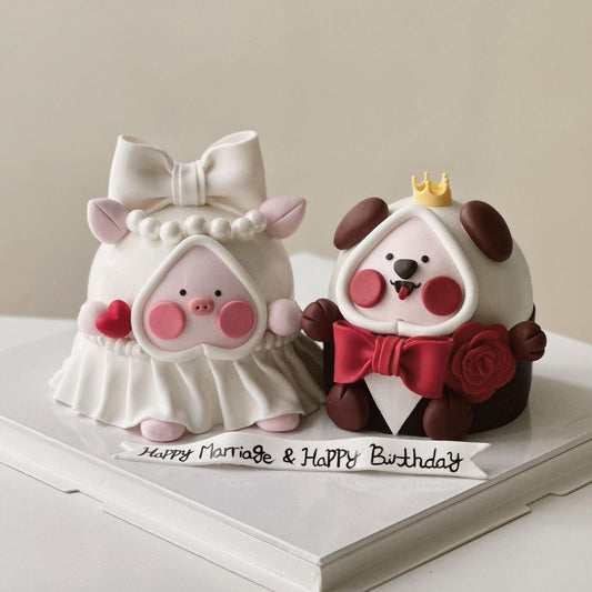 Wedding Bride & Groom Pig Customise Cake